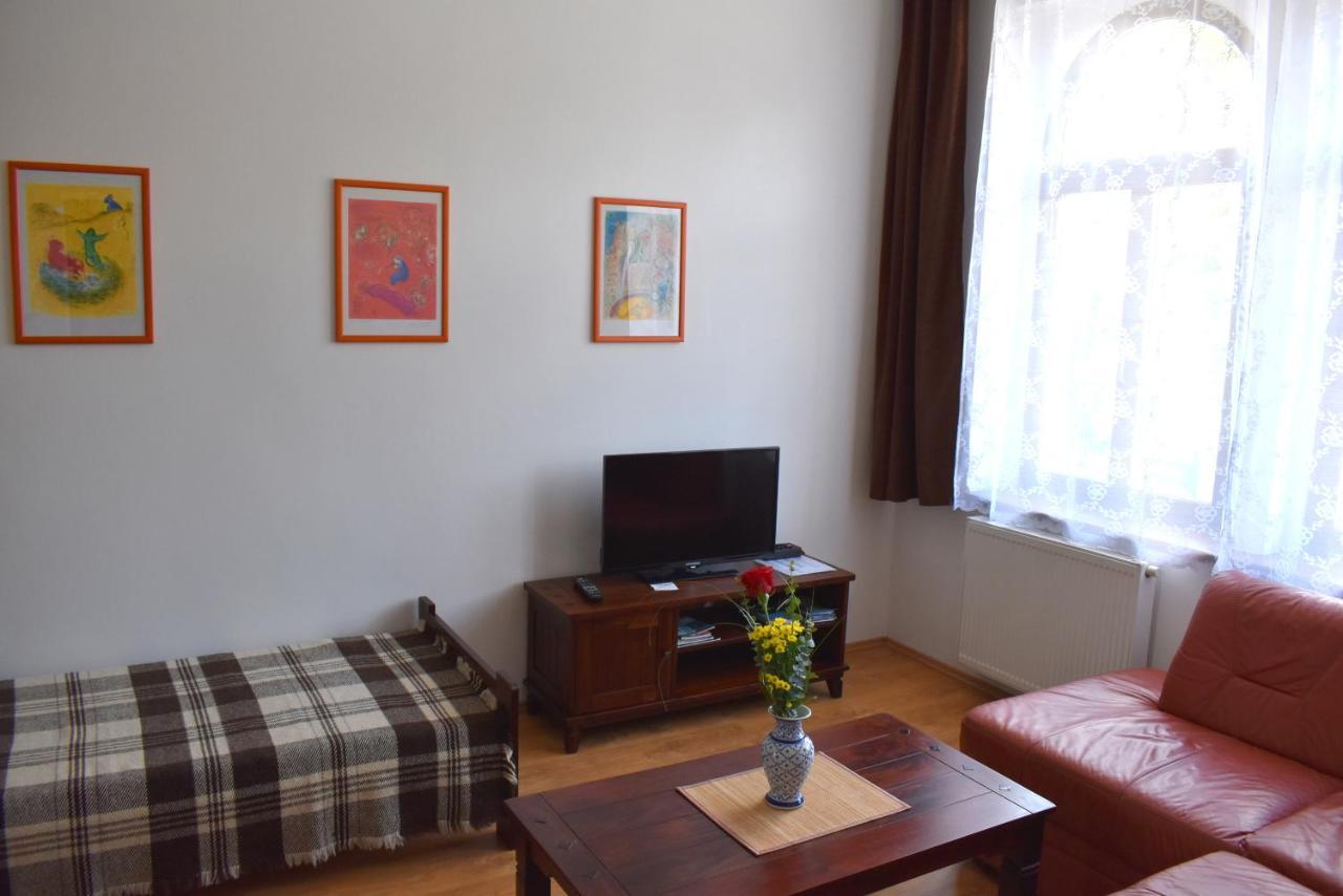 Apartmany Lenka Karlovy Vary Exterior photo
